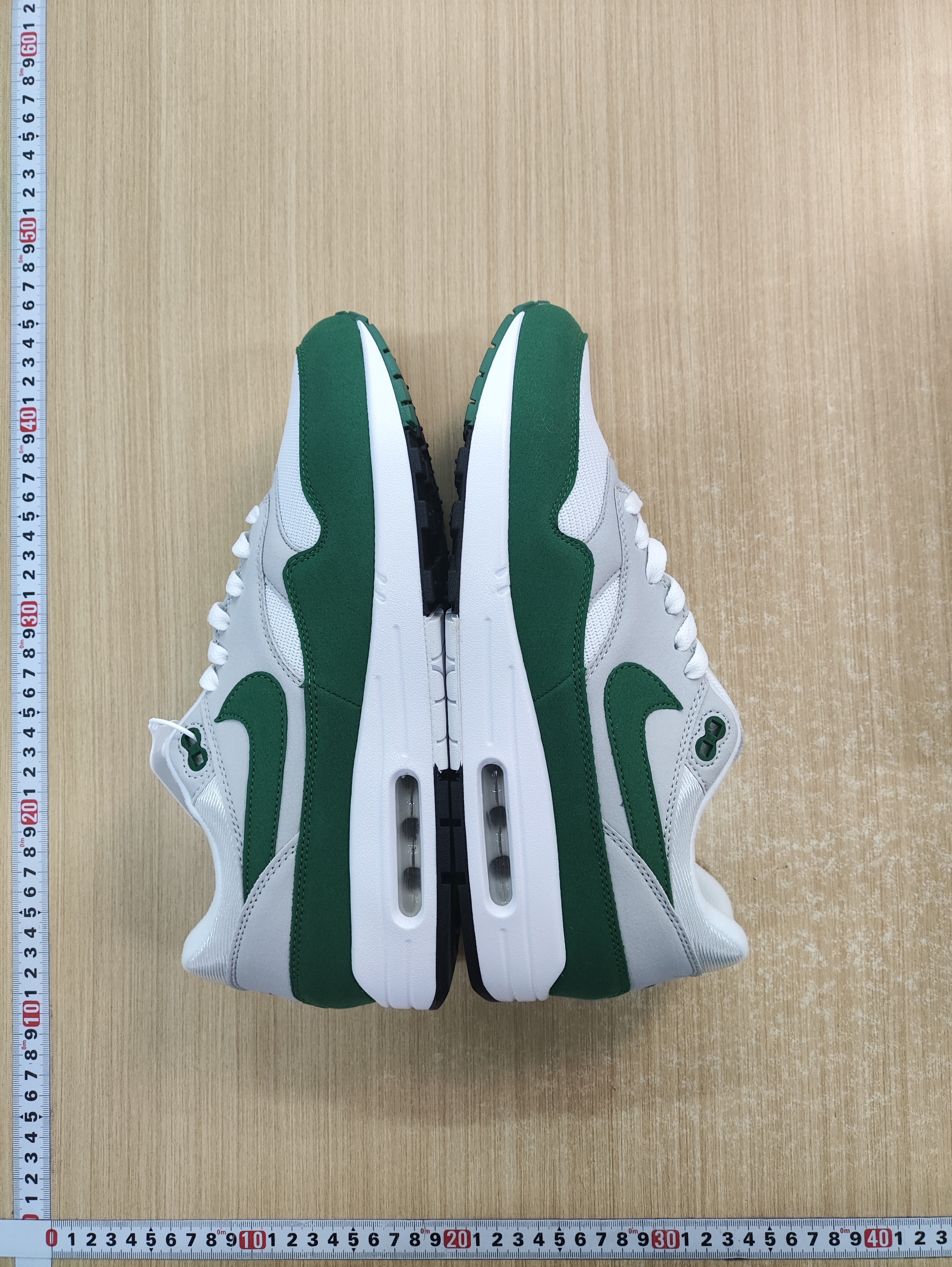 Nike Air Max 1  -4