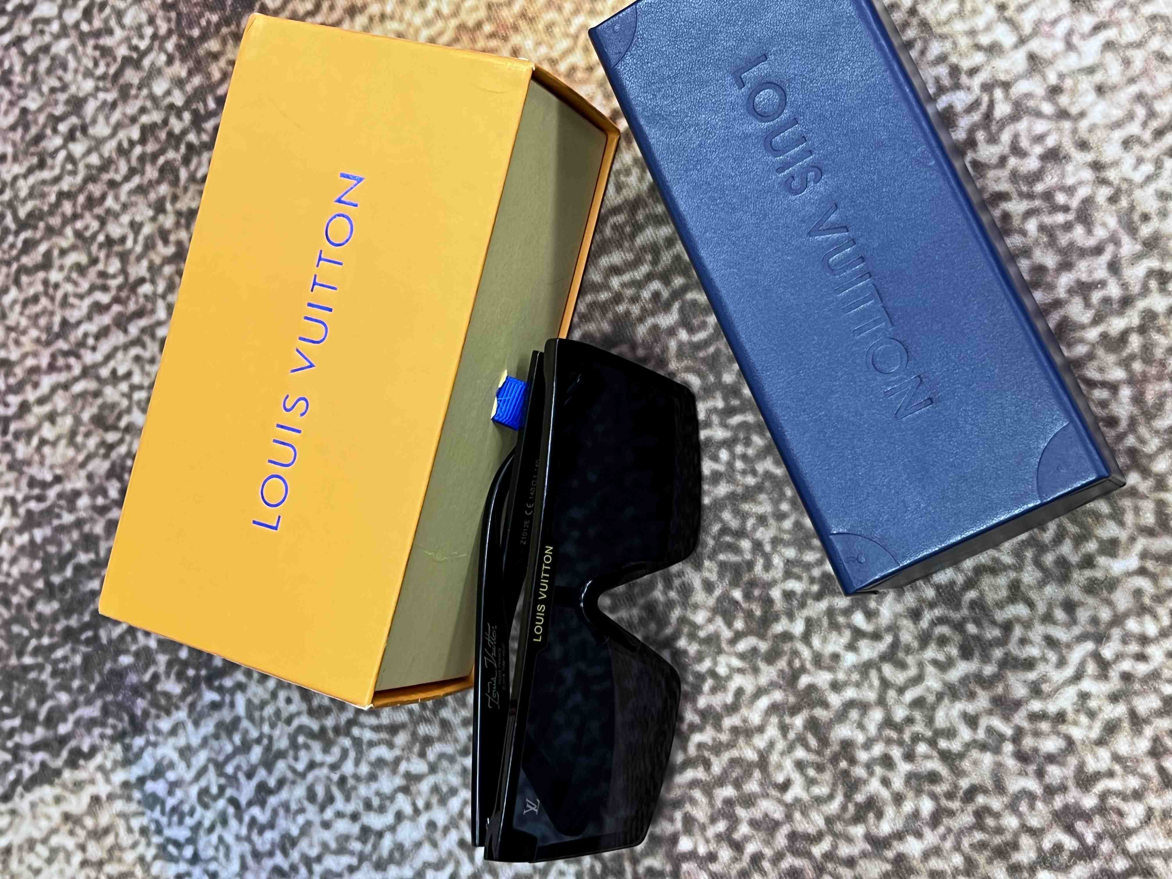 10 (2)_compressed.jpg